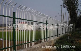 鋅鋼護(hù)欄網(wǎng)廠家直銷 打造安全美觀的陽(yáng)臺(tái)防護(hù)屏障